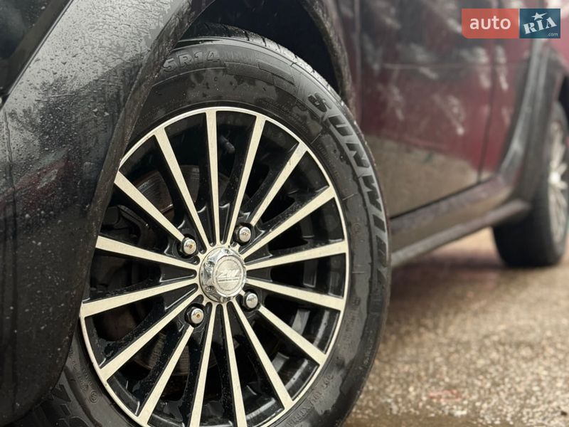 Хетчбек Smart Forfour 2006 в Сумах фото 6 Хетчбек Smart Forfour 2006 в Сумах