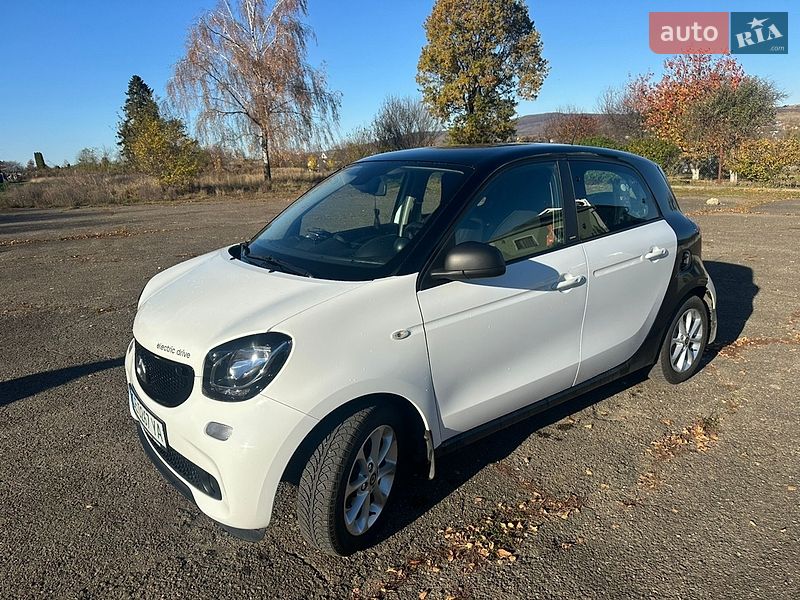 Хэтчбек Smart Forfour 2017 в Черновцах