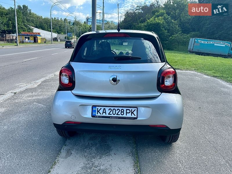 Хетчбек Smart Forfour 2016 в Києві фото 7 Хетчбек Smart Forfour 2016 в Києві