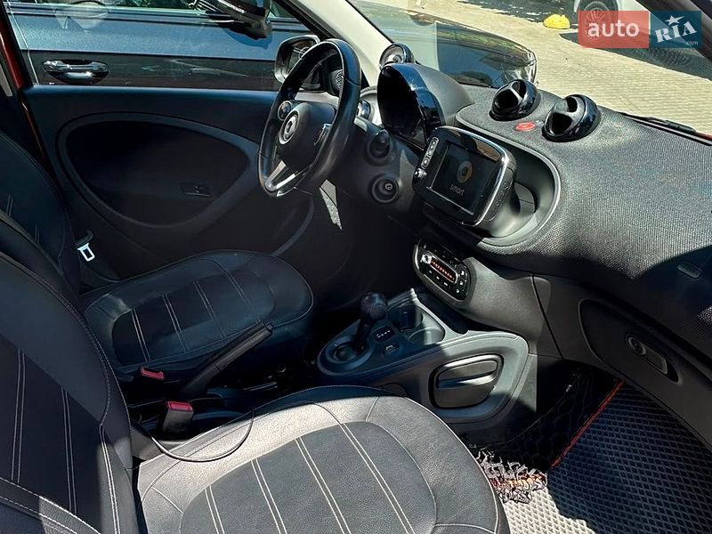 Хетчбек Smart Forfour 2015 в Дніпрі фото 4 Хетчбек Smart Forfour 2015 в Дніпрі