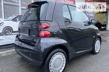 Хетчбек Smart Fortwo 2011 в 