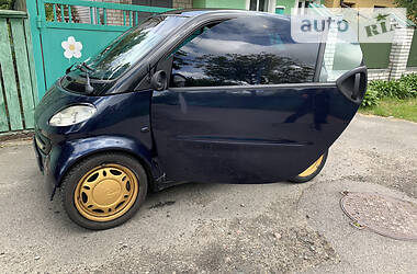 Седан Smart Fortwo 2000 в 