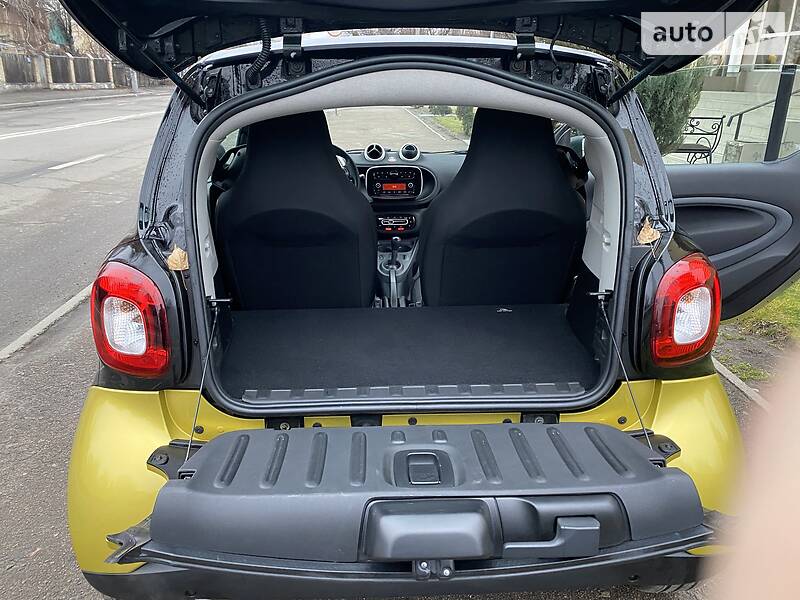 Купе Smart Fortwo 2015 в Києві