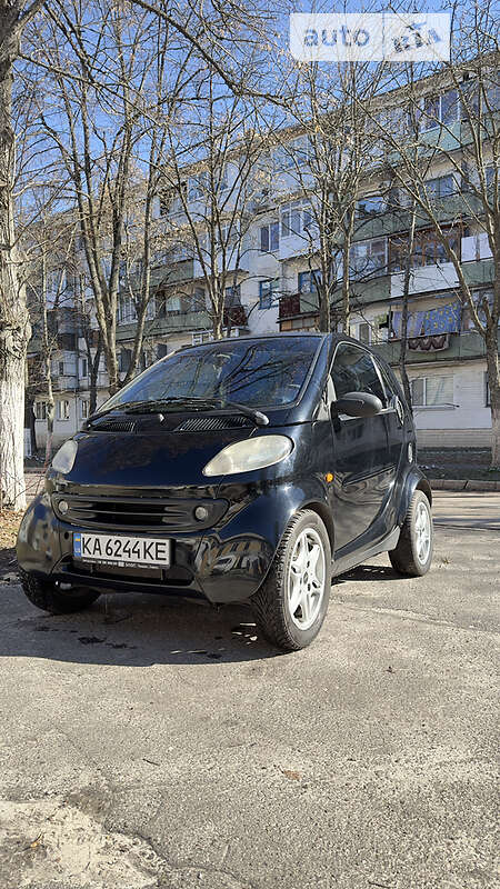 Купе Smart Fortwo 2000 в Вышгороде