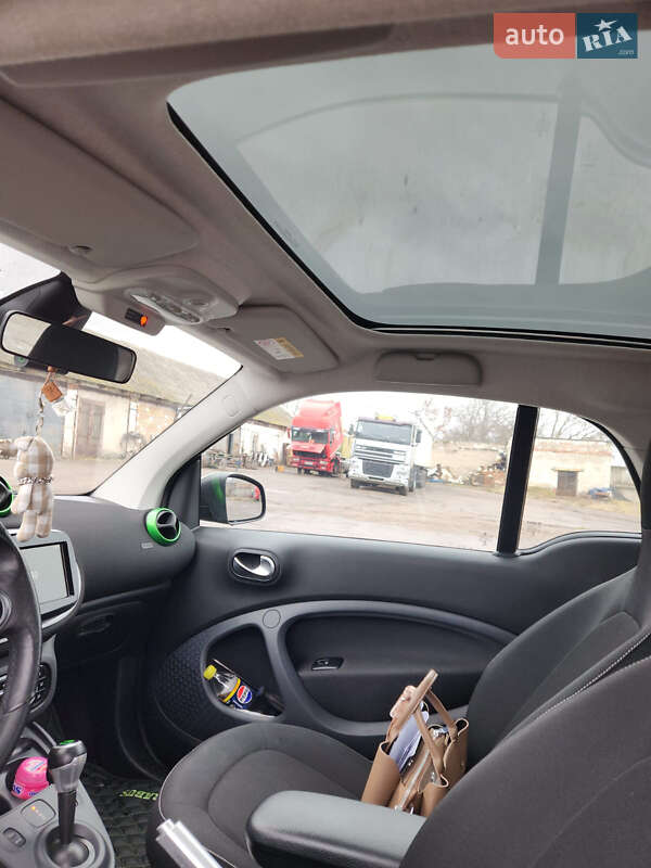 Купе Smart Fortwo 2017 в Доманевке