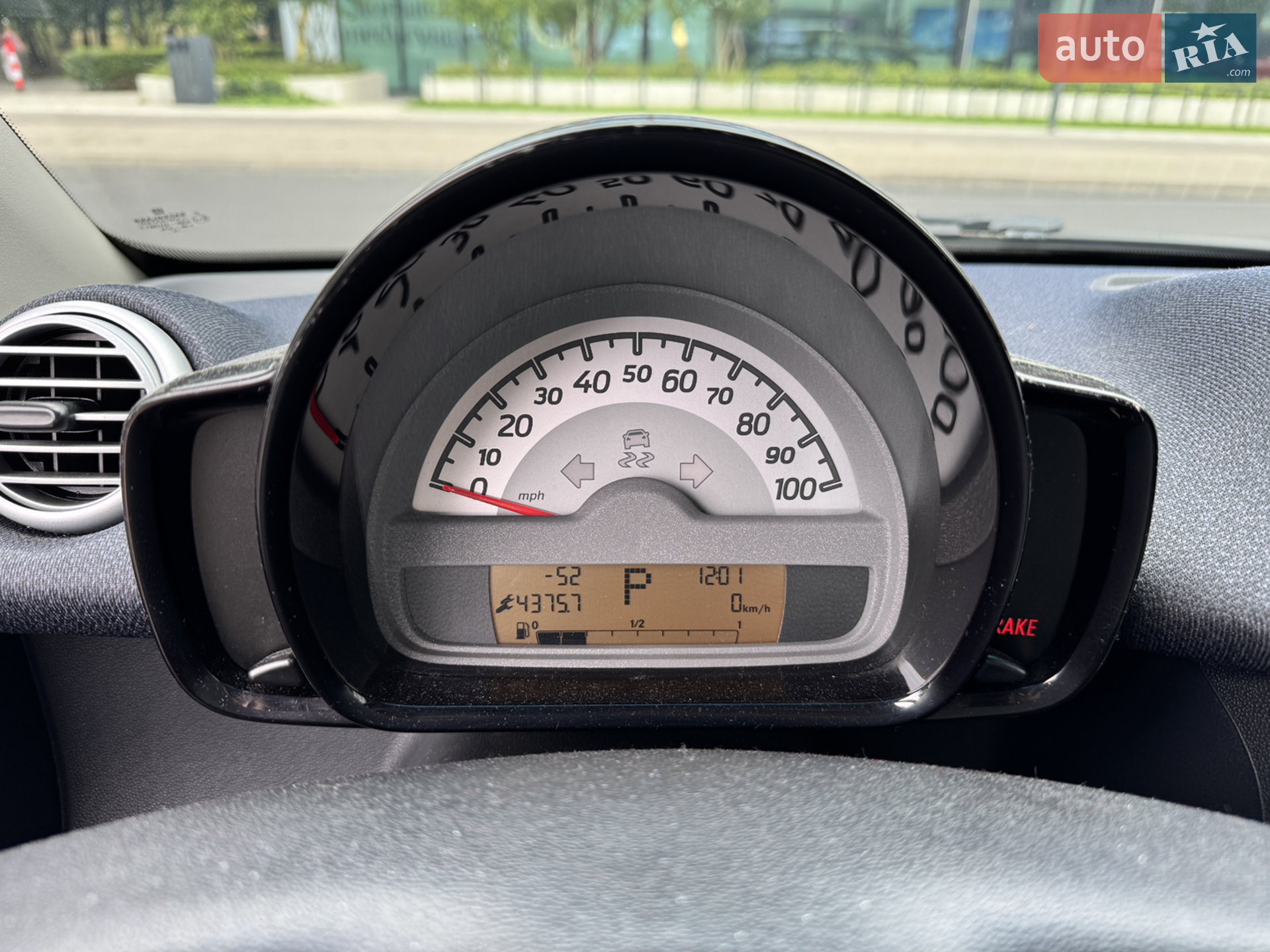 2015 Smart Fortwo - мініатюра 15