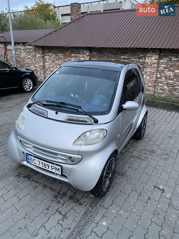 Купе Smart Fortwo 2000 в Львове фото Купе Smart Fortwo 2000 в Львове