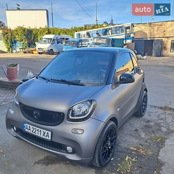 Купе Smart Fortwo 2015 в Киеве фото 8 Купе Smart Fortwo 2015 в Киеве
