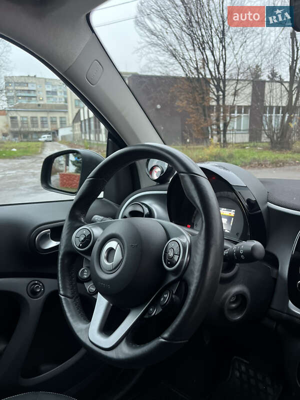 Купе Smart Fortwo 2018 в Чернівцях
