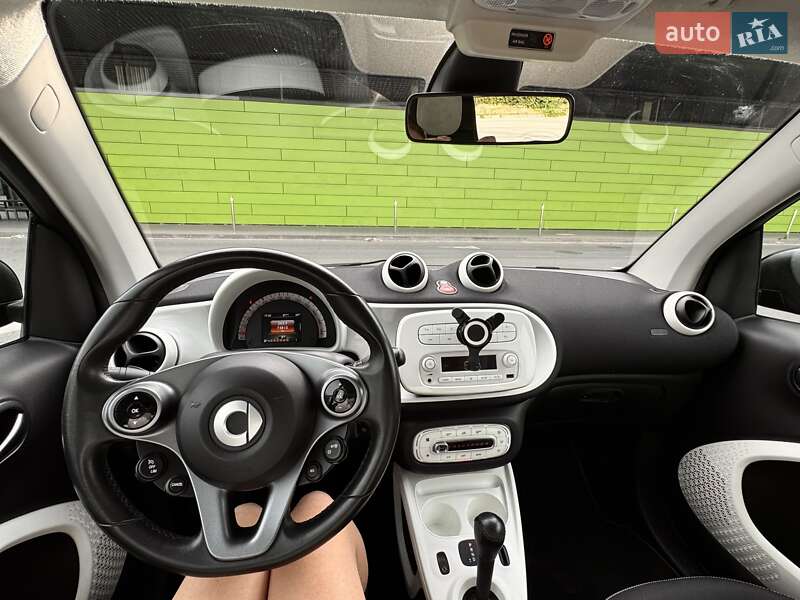 Купе Smart Fortwo 2015 в Киеве фото 12 Купе Smart Fortwo 2015 в Киеве