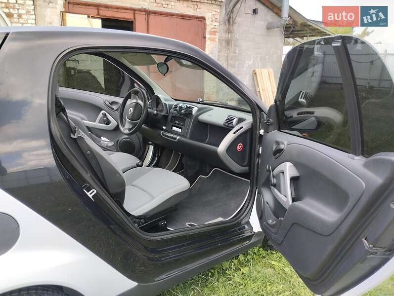 Купе Smart Fortwo 2009 в Львове