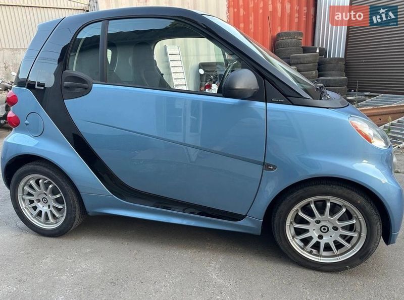 Купе Smart Fortwo 2013 в Киеве