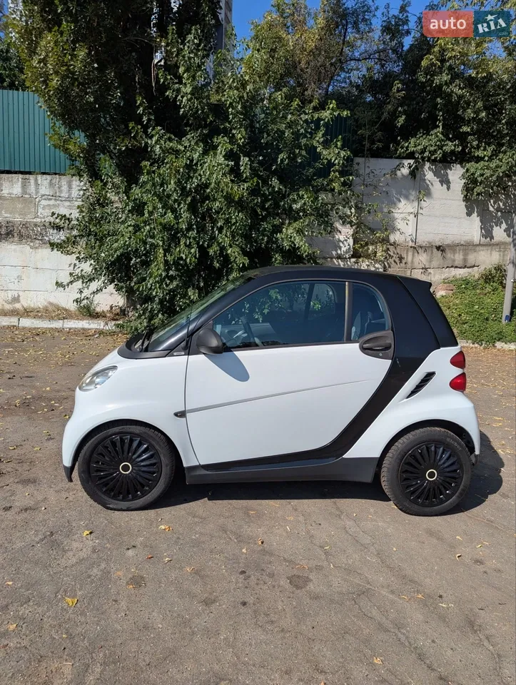 2010 Smart Fortwo - мініатюра 16