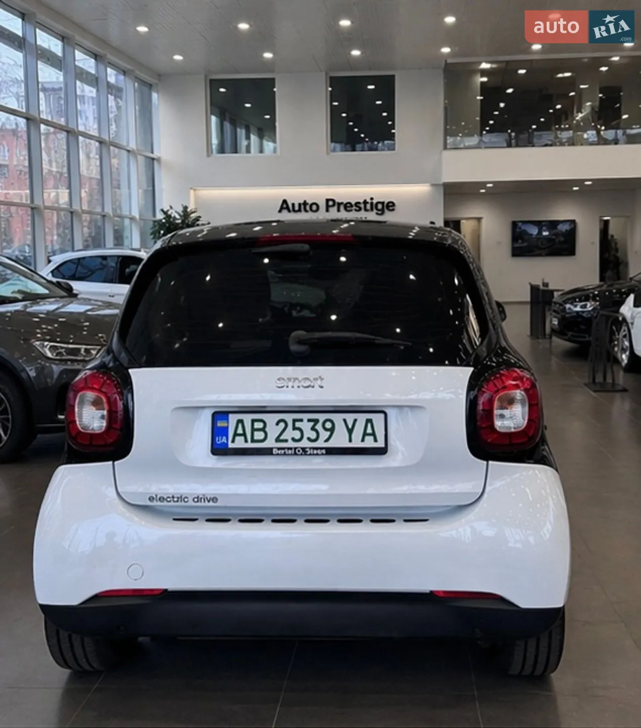2018 Smart Fortwo - мініатюра 17