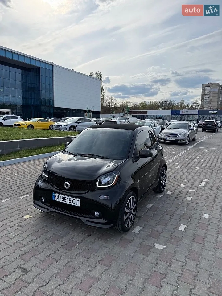 2017 Smart Fortwo - мініатюра 11