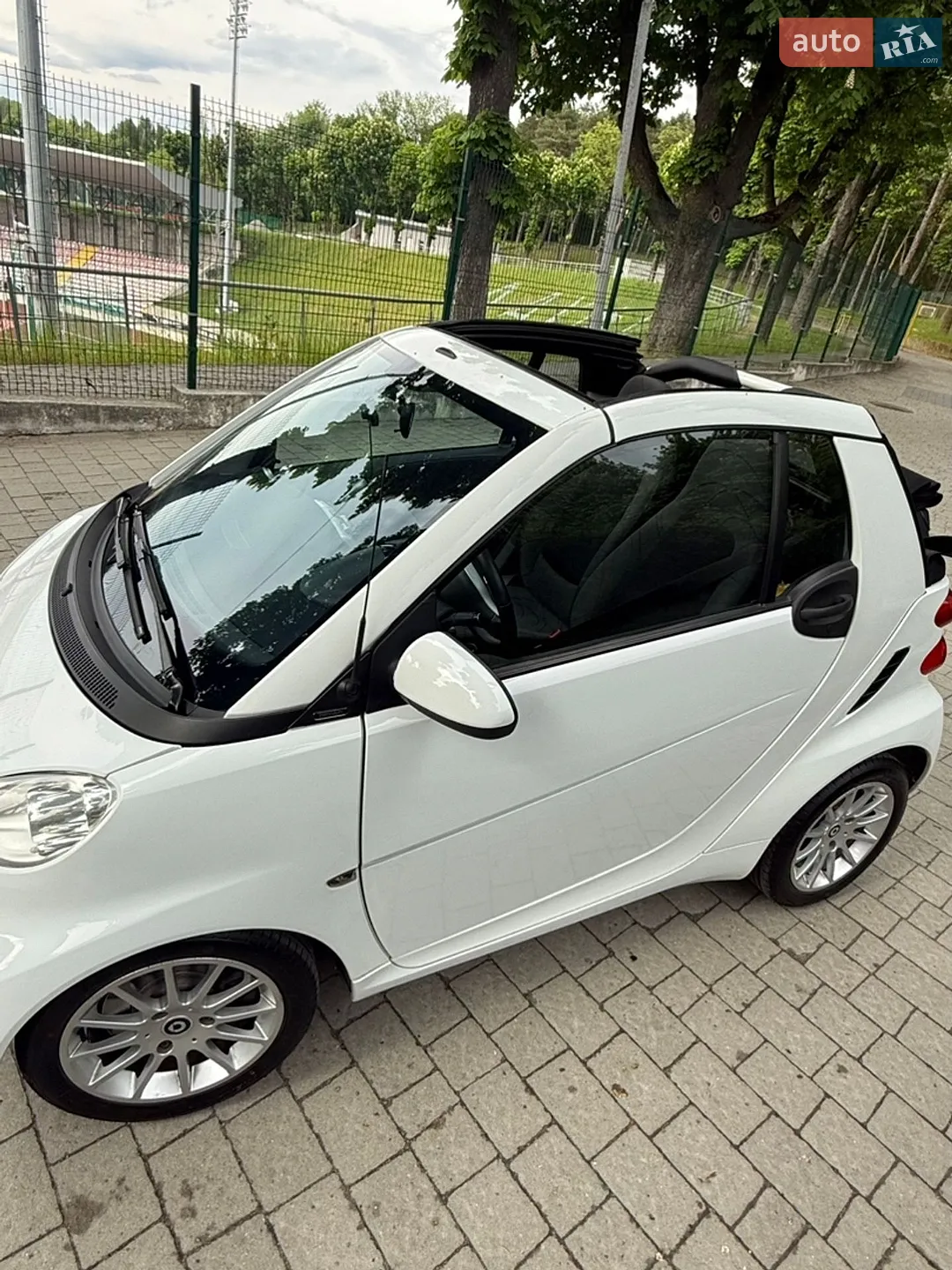 2011 Smart Fortwo - мініатюра 16