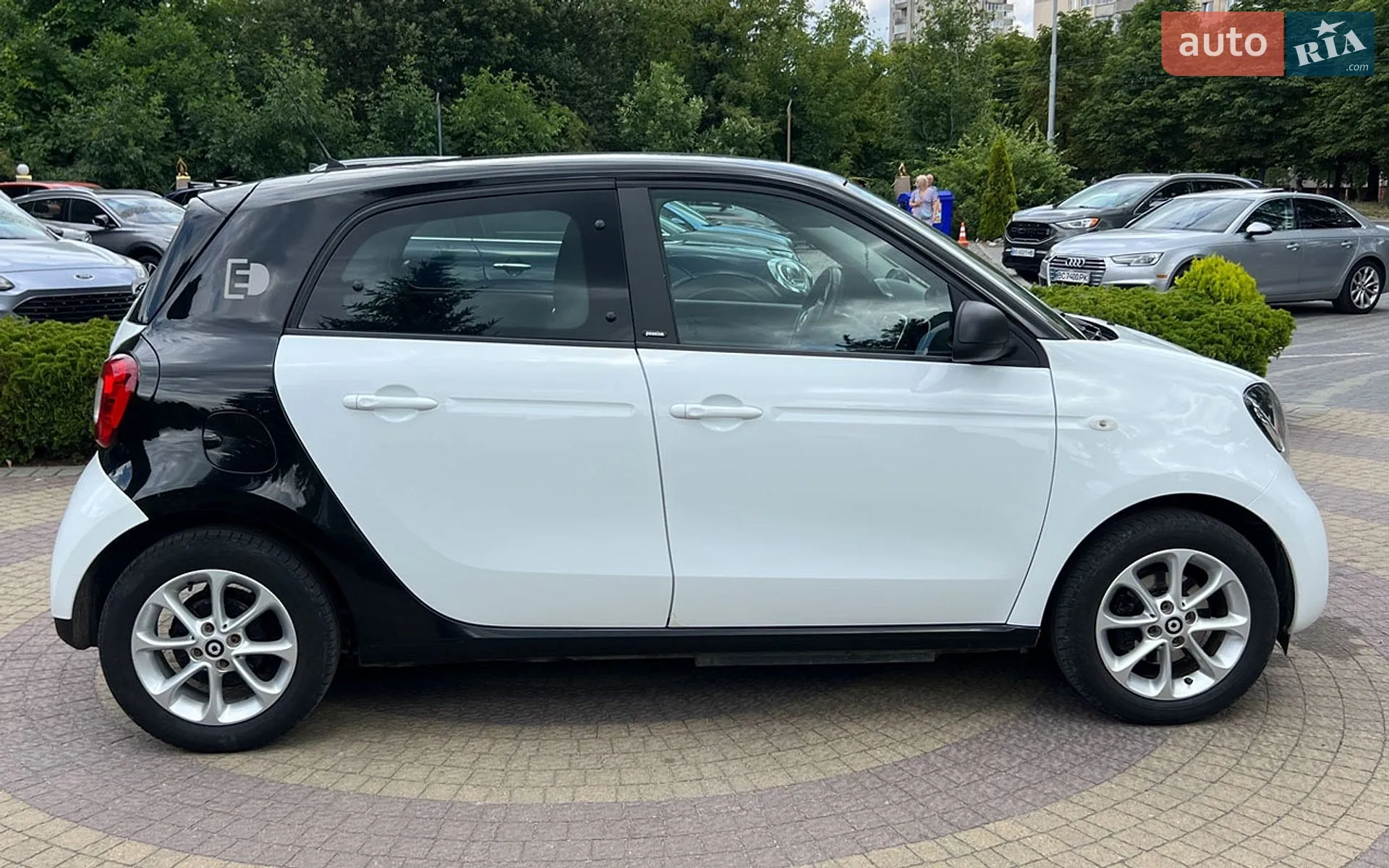 2017 Smart Fortwo - мініатюра 8