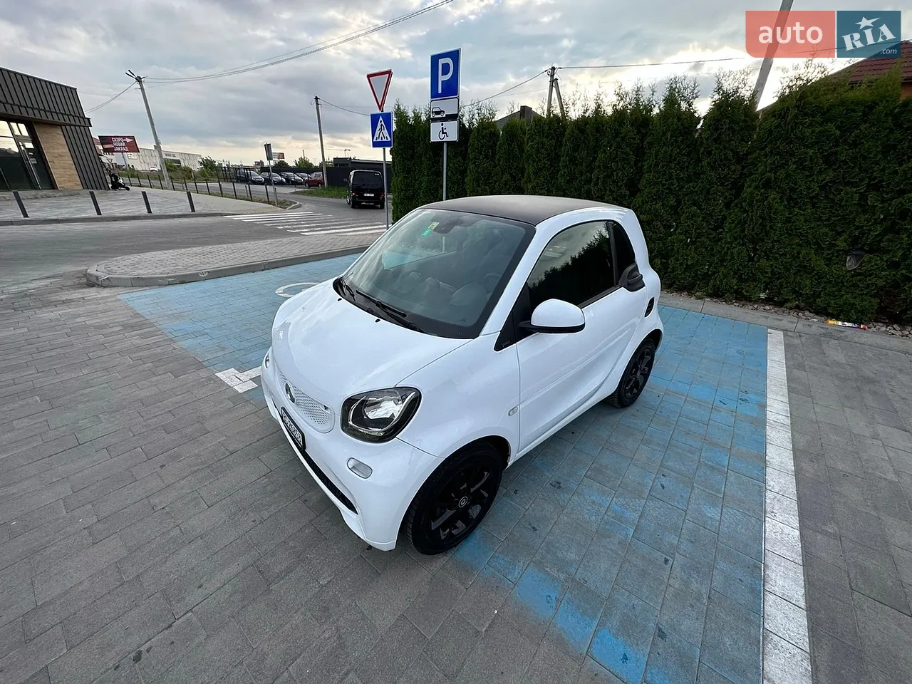 2012 Dacia Lodgy - мініатюра 95