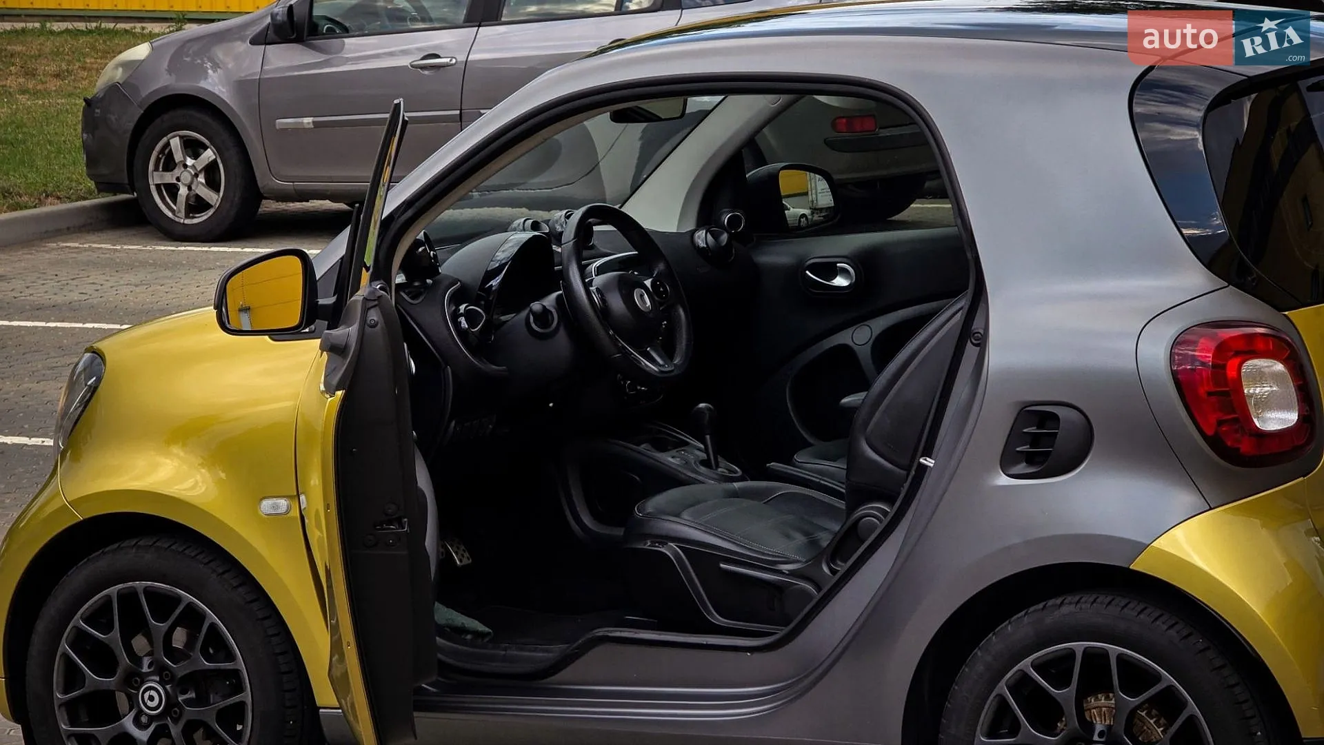 2016 Smart Fortwo - мініатюра 14