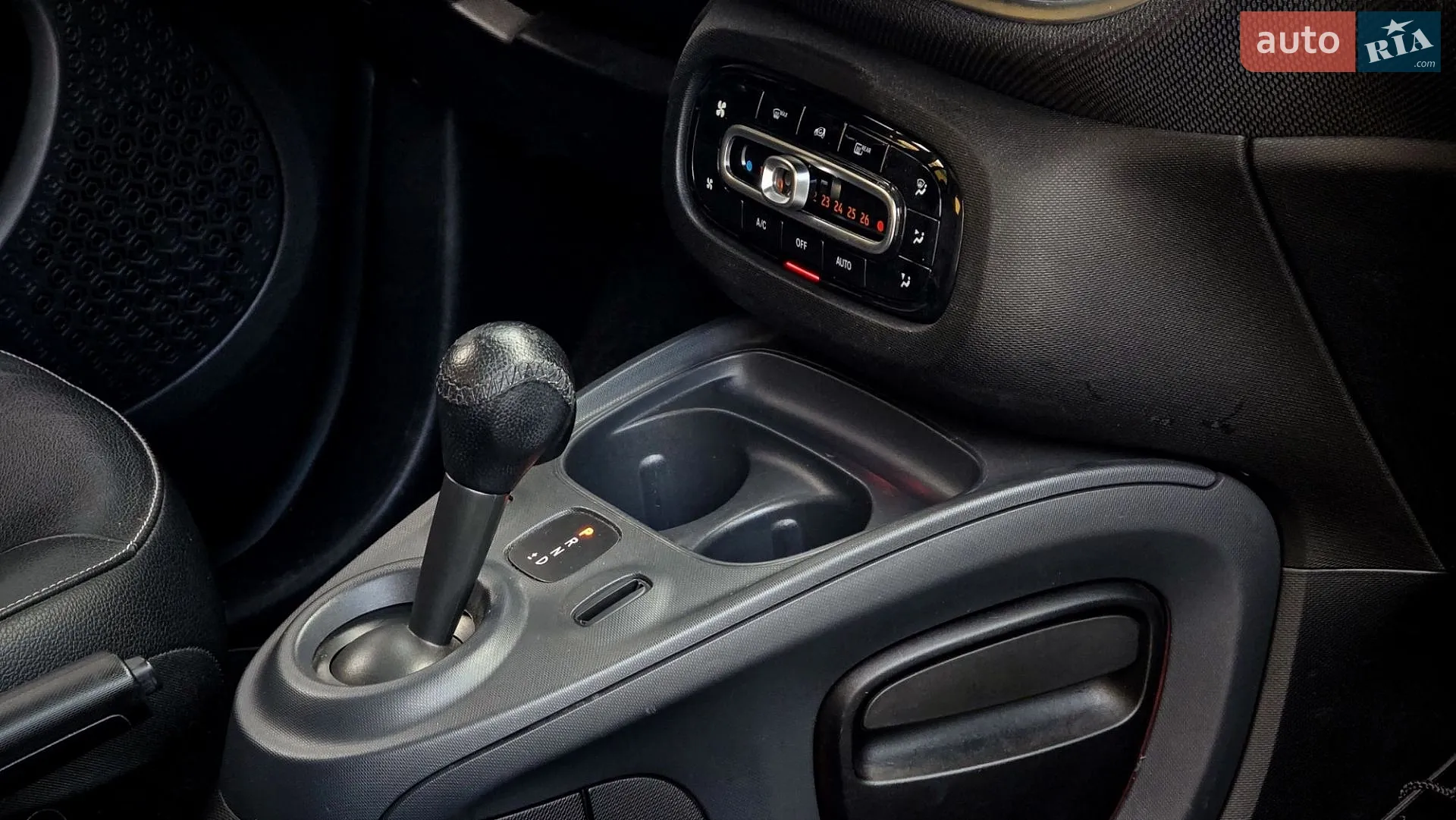 2016 Smart Fortwo - мініатюра 24
