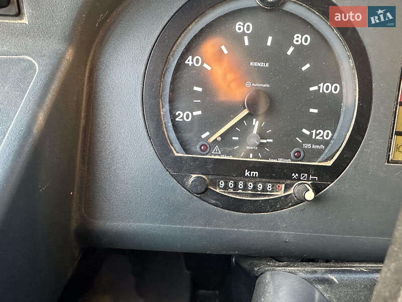 Міський автобус Solaris Urbino 2006 в Стрию