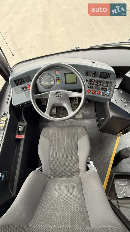 Городской автобус Solaris Urbino 2011 в Ровно
