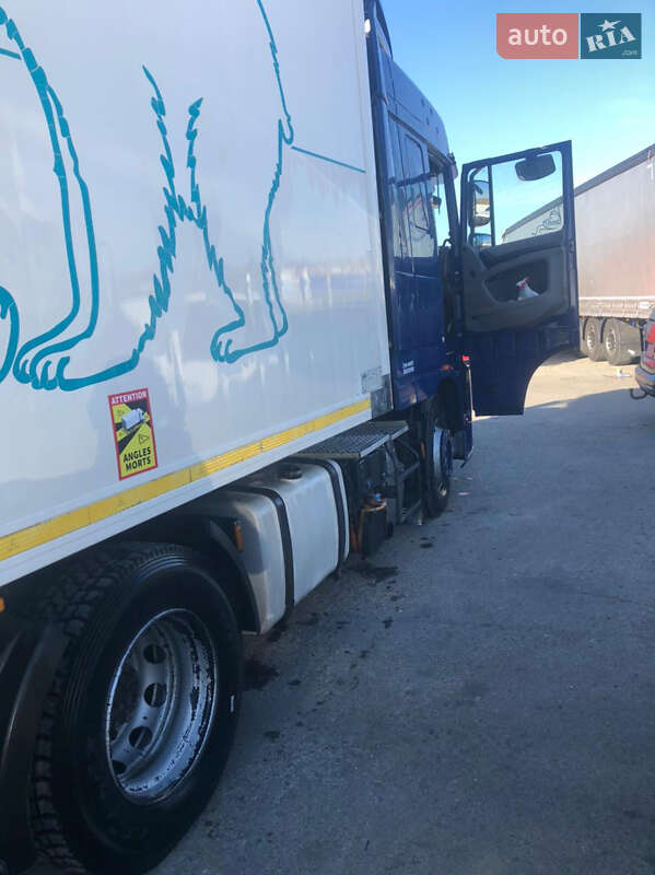 Рефрижератор напівпричіп SOR Iberica SP 1999 в Чернівцях фото 9 Рефрижератор напівпричіп SOR Iberica SP 1999 в Чернівцях