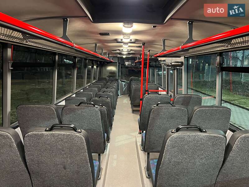 Приміський автобус SOR LS 2009 в Луцьку