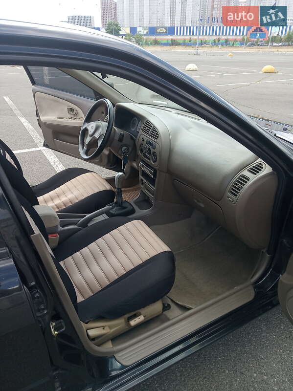 Седан SouEast Lioncel 2006 в Киеве