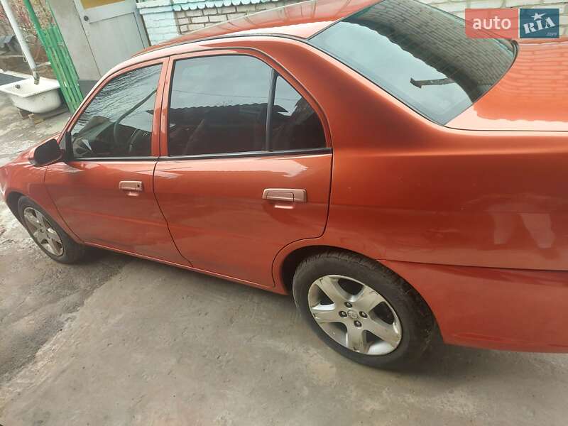Седан SouEast V3 2010 в 