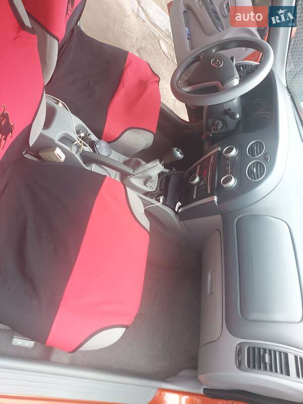 Седан SouEast V3 2010 в Киеве