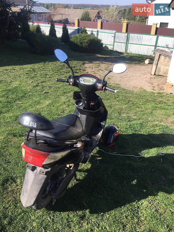 Скутер Spark HT 2019 в Виннице фото 2 Скутер Spark HT 2019 в Виннице