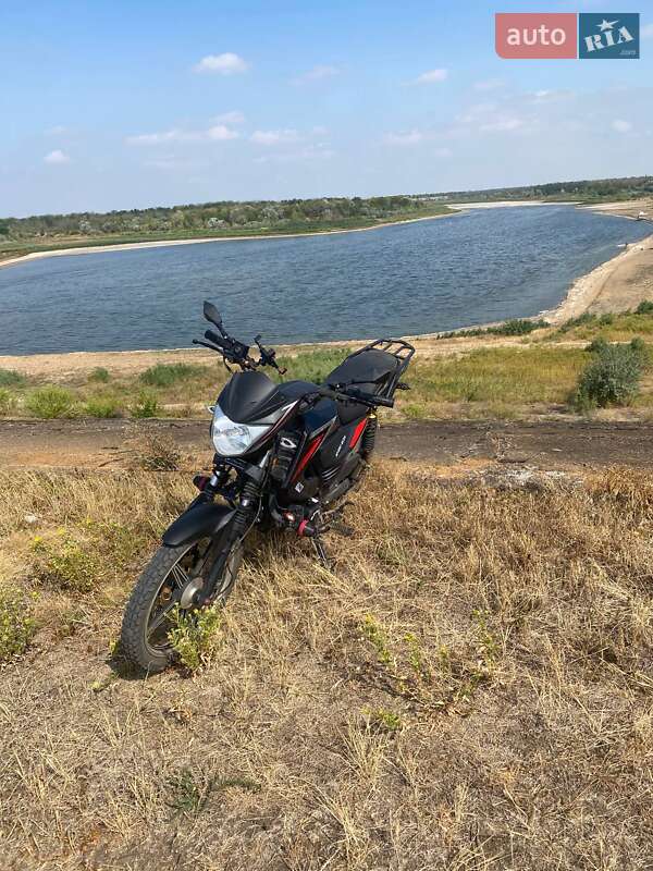 Мотоцикл Спорт-туризм Spark SP 125 2024 в 