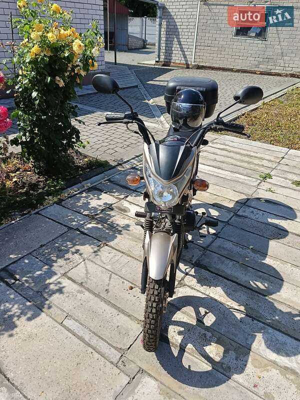 Мотоцикл Классік Spark SP 125C-1CFN 2022 в 