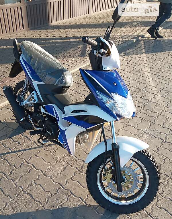 Макси-скутер Spark SP 125С-4WQ 2021 в Днепре