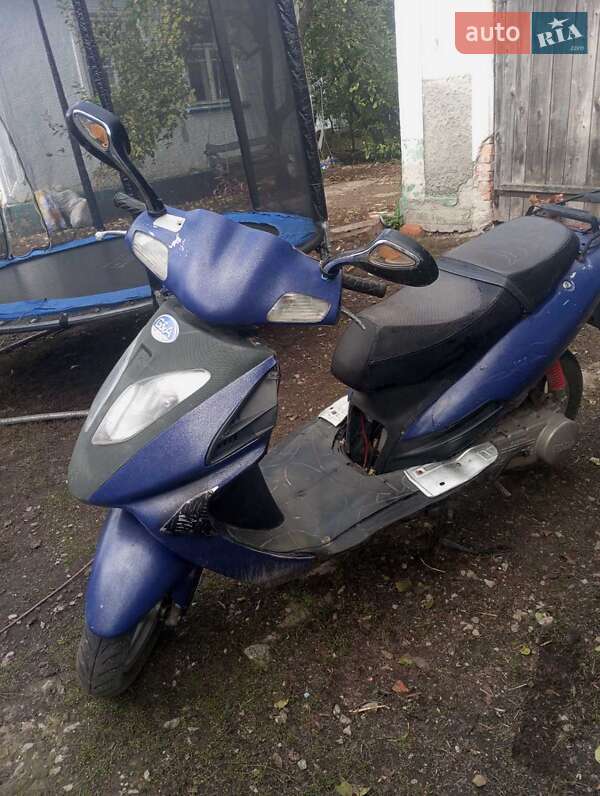 Скутер Spark SP 150-16 2014 в 