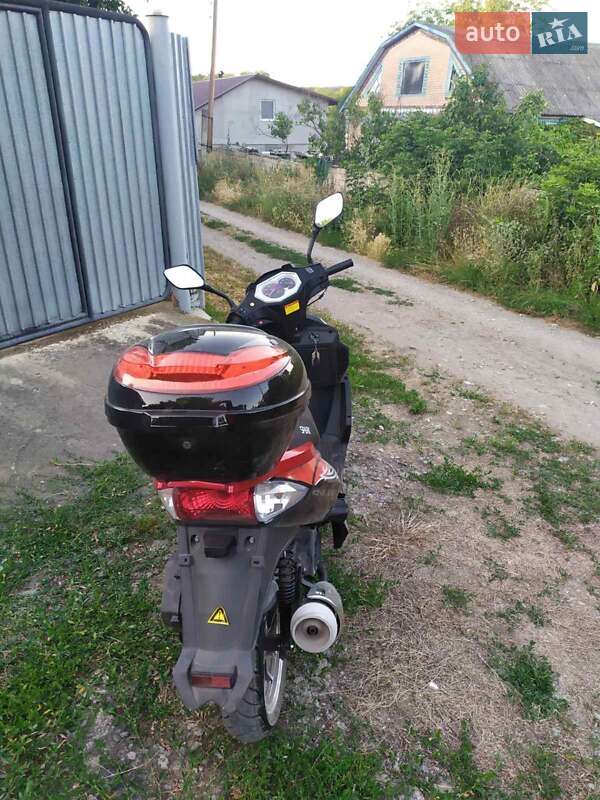 Скутер Spark SP 150S-17B 2020 в Кам'янець-Подільському