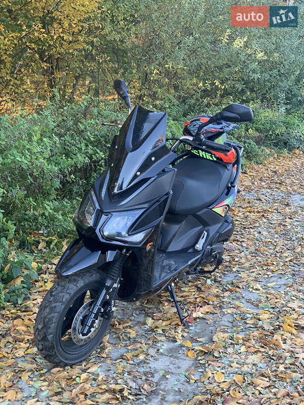 Макси-скутер Spark SP 150S-19BN 2024 в Городке