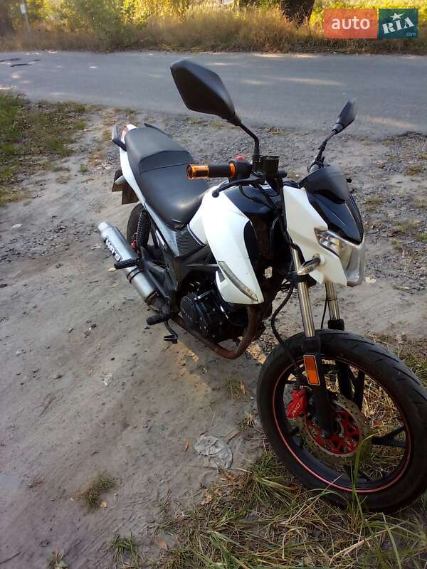 Мотоцикл Туризм Spark SP 200 2021 в 