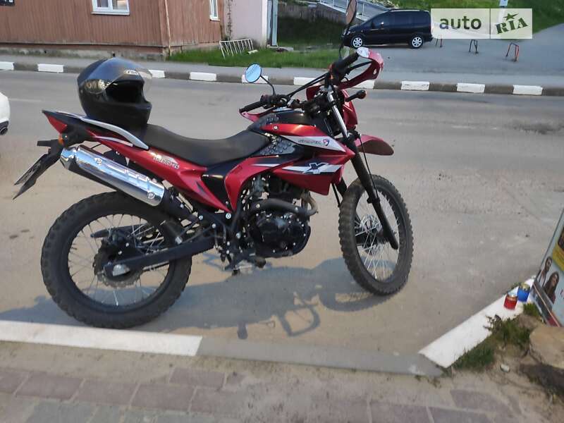 Мотоцикл Кросс Spark SP 200D-26 2017 в Бориславе