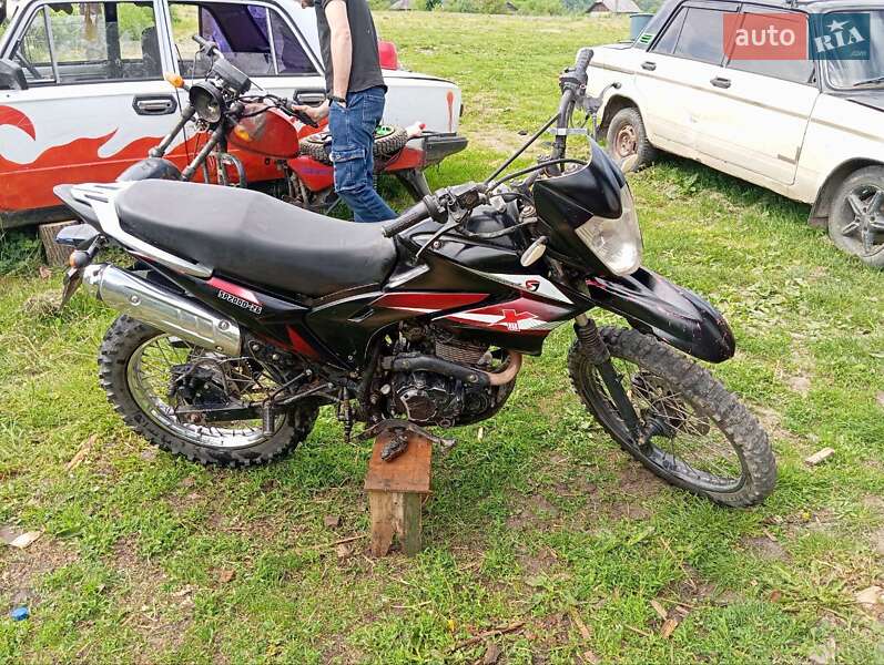 Мотоцикл Внедорожный (Enduro) Spark SP 200D-26 2017 в Коломые