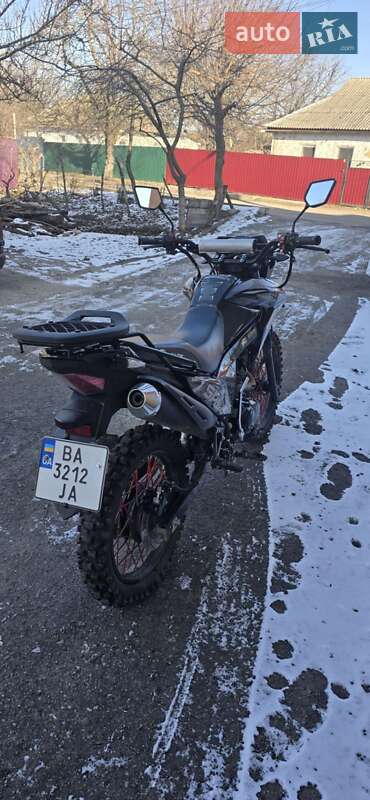 Мотоцикл Позашляховий (Enduro) Spark SP 200D-5B 2023 в Кропивницькому