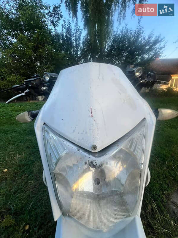 Боббер Spark SP 200D1 2020 в Зборові фото Боббер Spark SP 200D1 2020 в Зборові