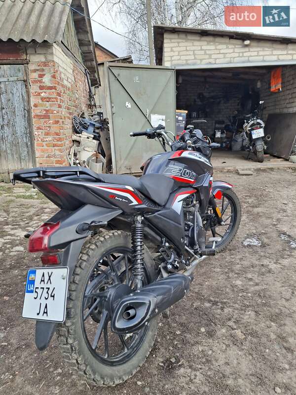 Мотоцикл Багатоцільовий (All-round) Spark SP 200R-17 2024 в Люботині фото 4 Мотоцикл Багатоцільовий (All-round) Spark SP 200R-17 2024 в Люботині