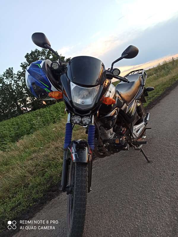 Мотоцикл Классік Spark SP 200R-25I 2017 в Петровому