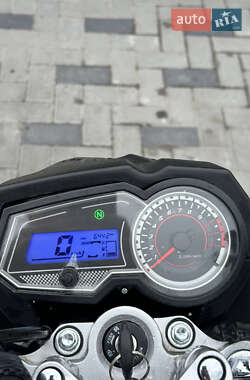 Мотоцикл Без обтекателей (Naked bike) Spark SP 200R-30 2023 в 