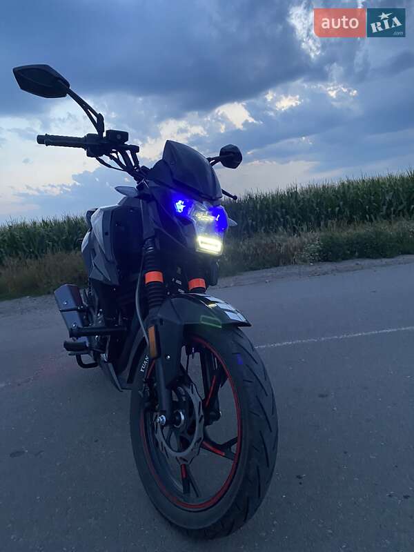 Мотоцикл Классік Spark SP 200R-32 2023 в 