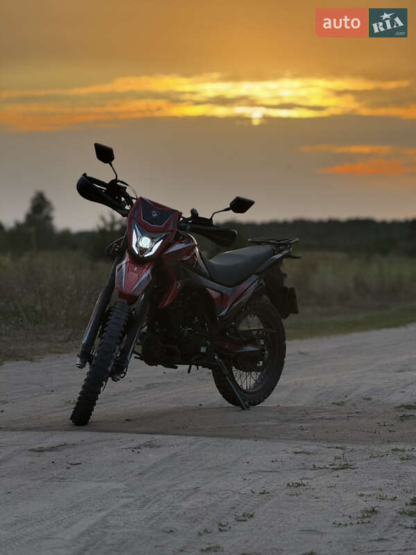 Мотоцикл Позашляховий (Enduro) Spark SP 250D-7 2023 в 