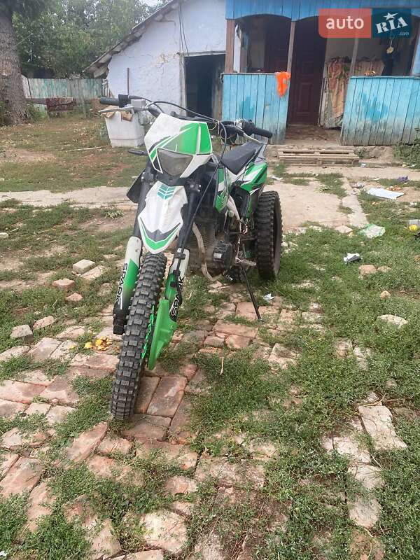 Мотоцикл Кросс Spark SP 250P-1 2024 в Ильинцах