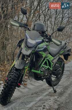 Мотоцикл Внедорожный (Enduro) Spark SP 300T-1 2023 в 